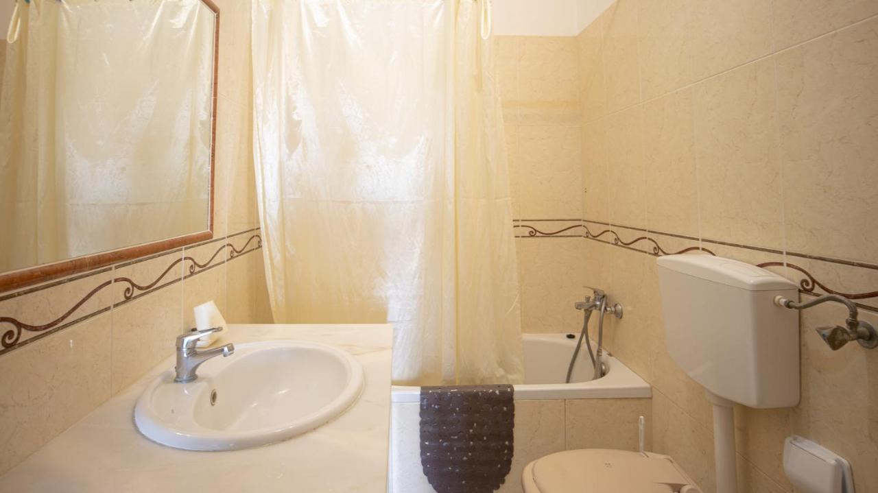 Apartamento Tio Pedro - By Bedzy Albufeira Kültér fotó